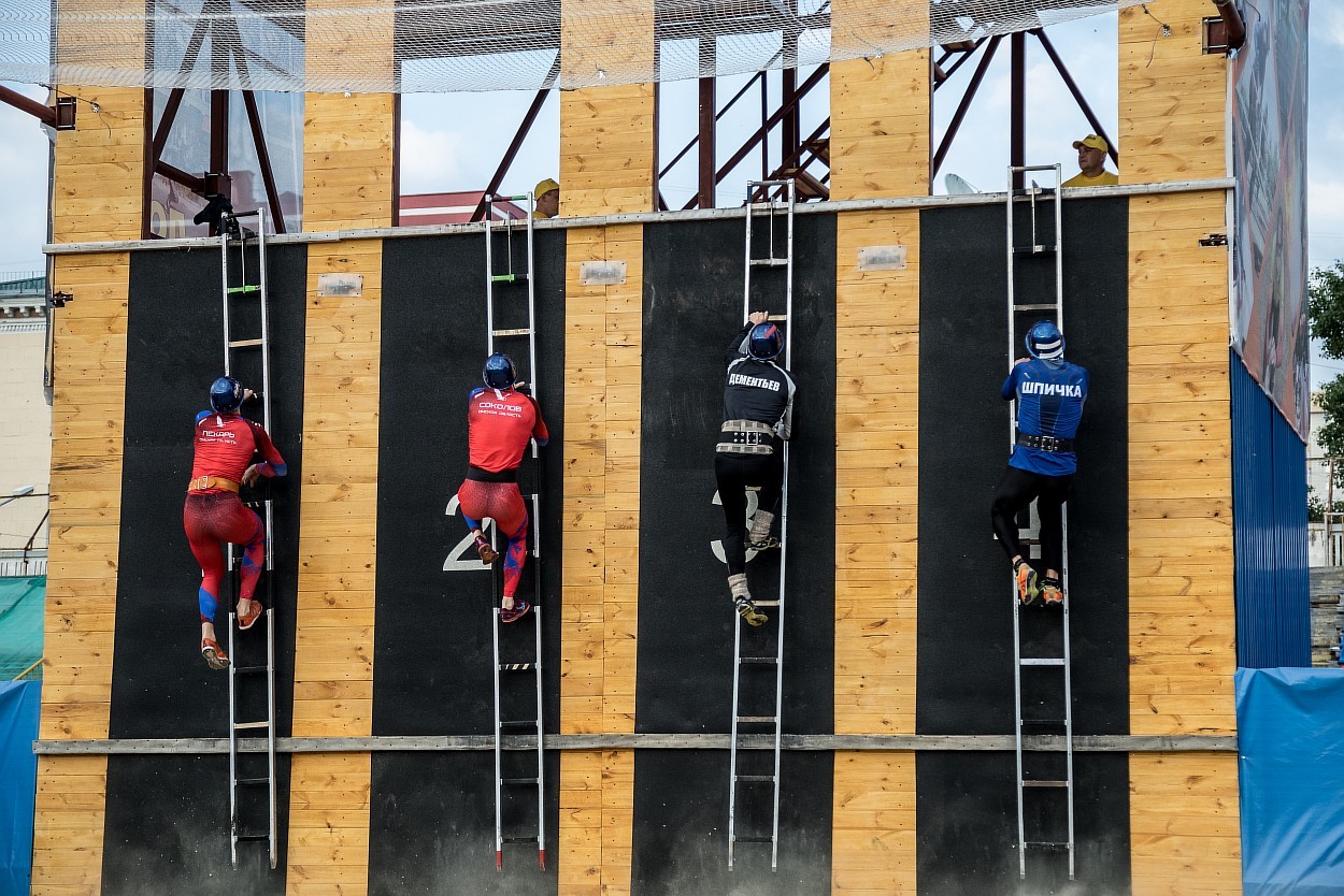 Башня псп учебная. Норматив учебная башня. Норматив учебная башня. Трехколенка пожарно прикладной спорт. Учебная-тренировочная башня пожарного депо.