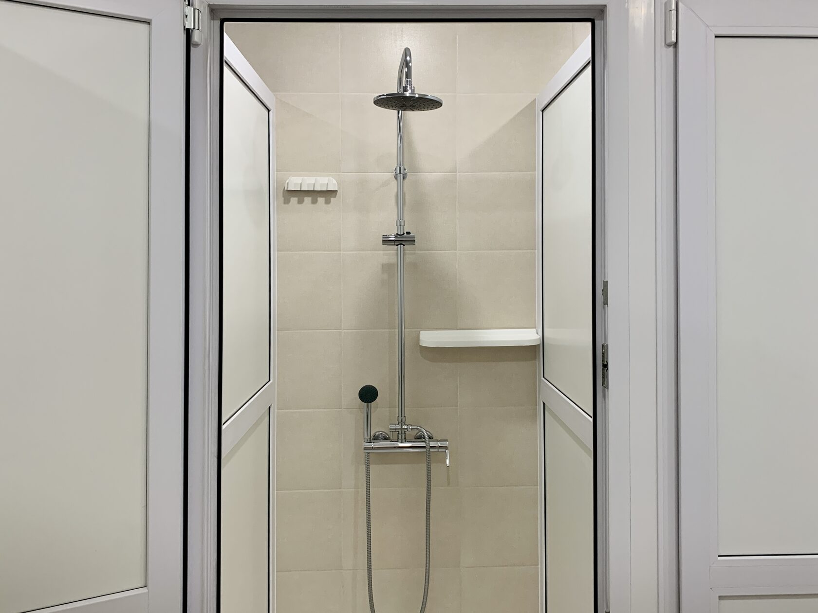 Душ в хостеле