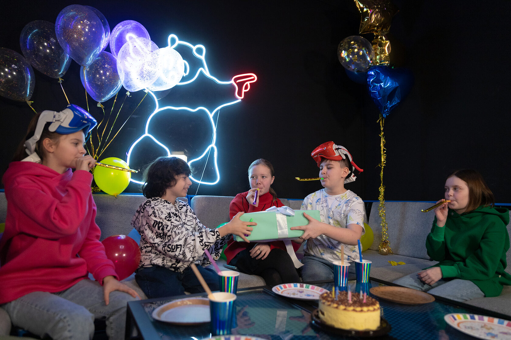 Празднование дня рождения в VR-арене