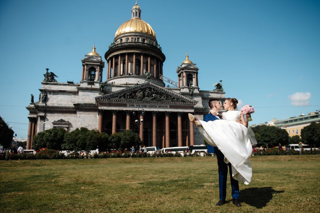 Исаакиевский собор зимой свадьба