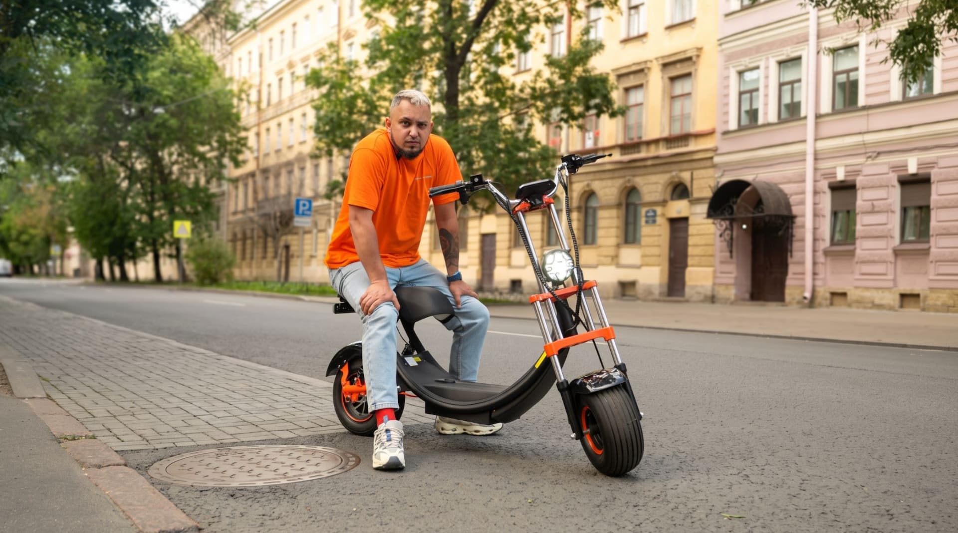 Электроскутер Kugoo C2 Pro в городе