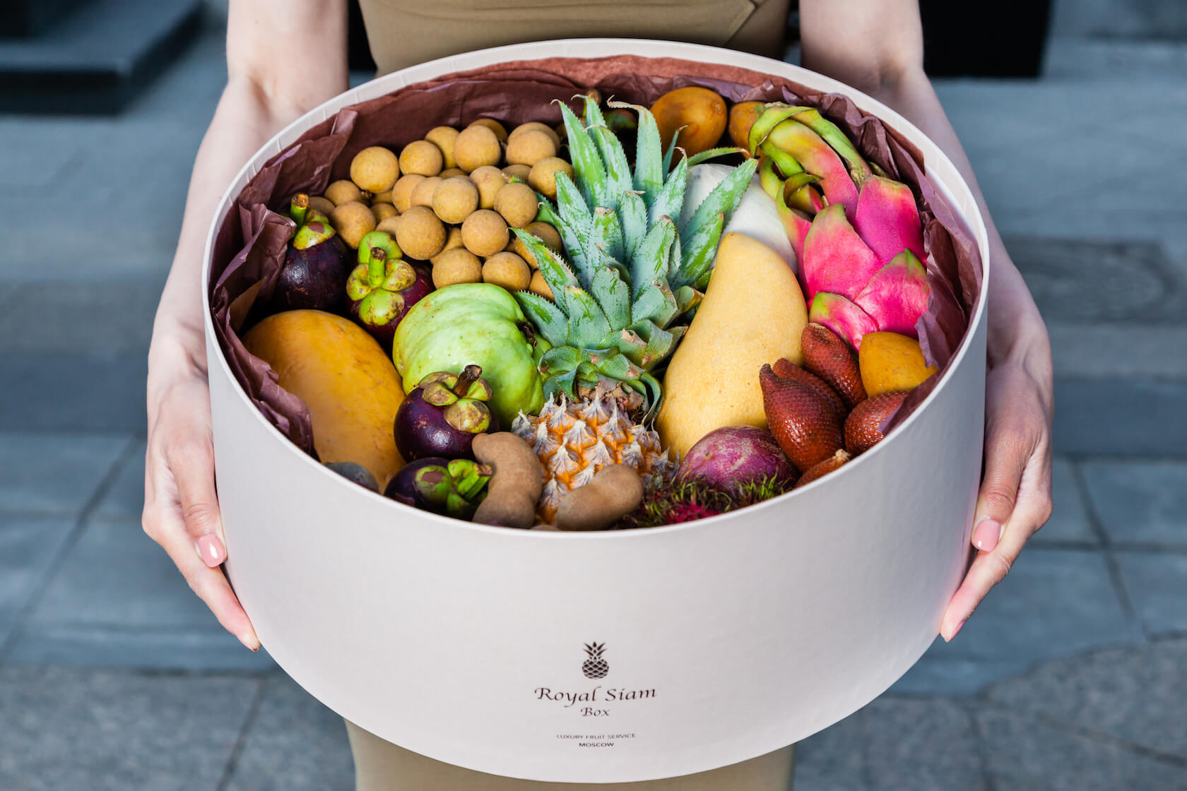 Экзотические фрукты в коробке купить в Москве - коробки с фруктами в подарок