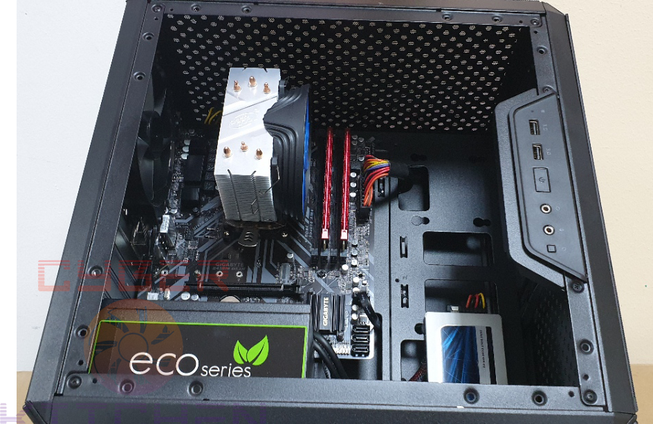 Корпус компьютера в сборке 