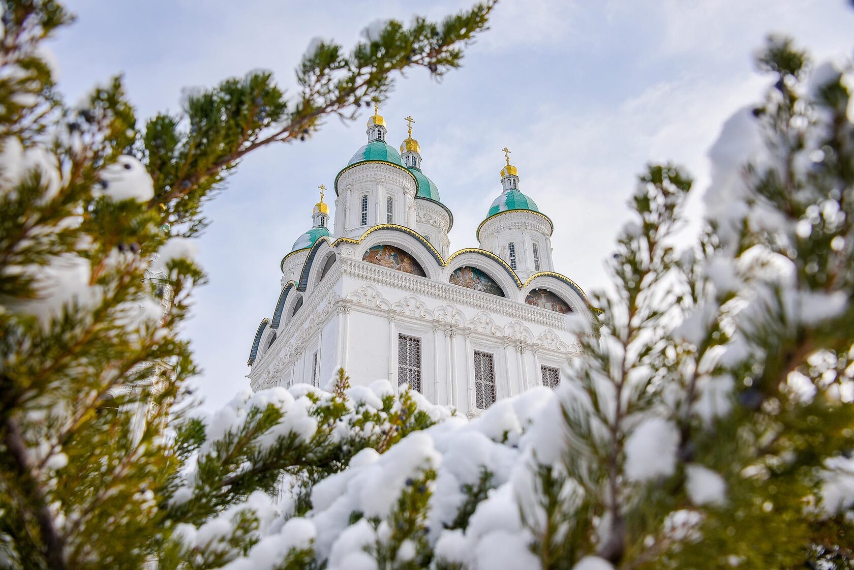 Пользуясь рисунком 82 определите откуда и летом и зимой дуют ветры в городах абердин