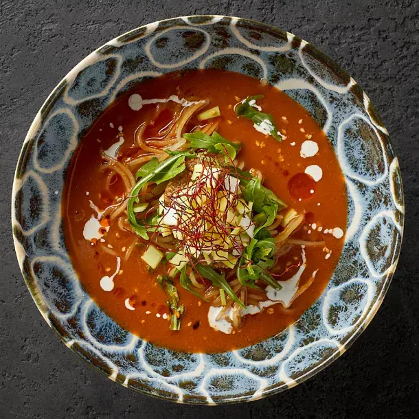 Тан-тан рамен в екатеринбургском OVO Izakaya - один из раменов, поставленных Кадзухико для нового меню заведения