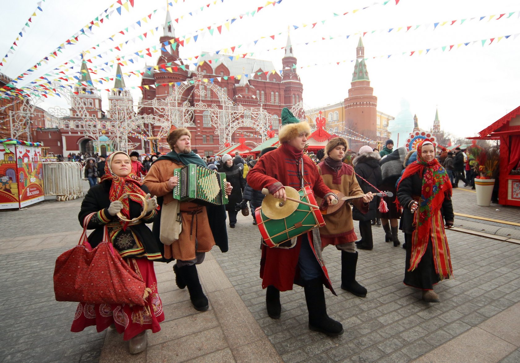 празднование масленицы в москве