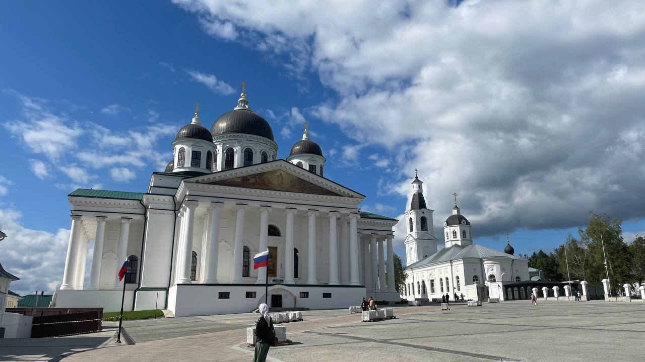 Автобусная поездка Дивеево-Арзамас