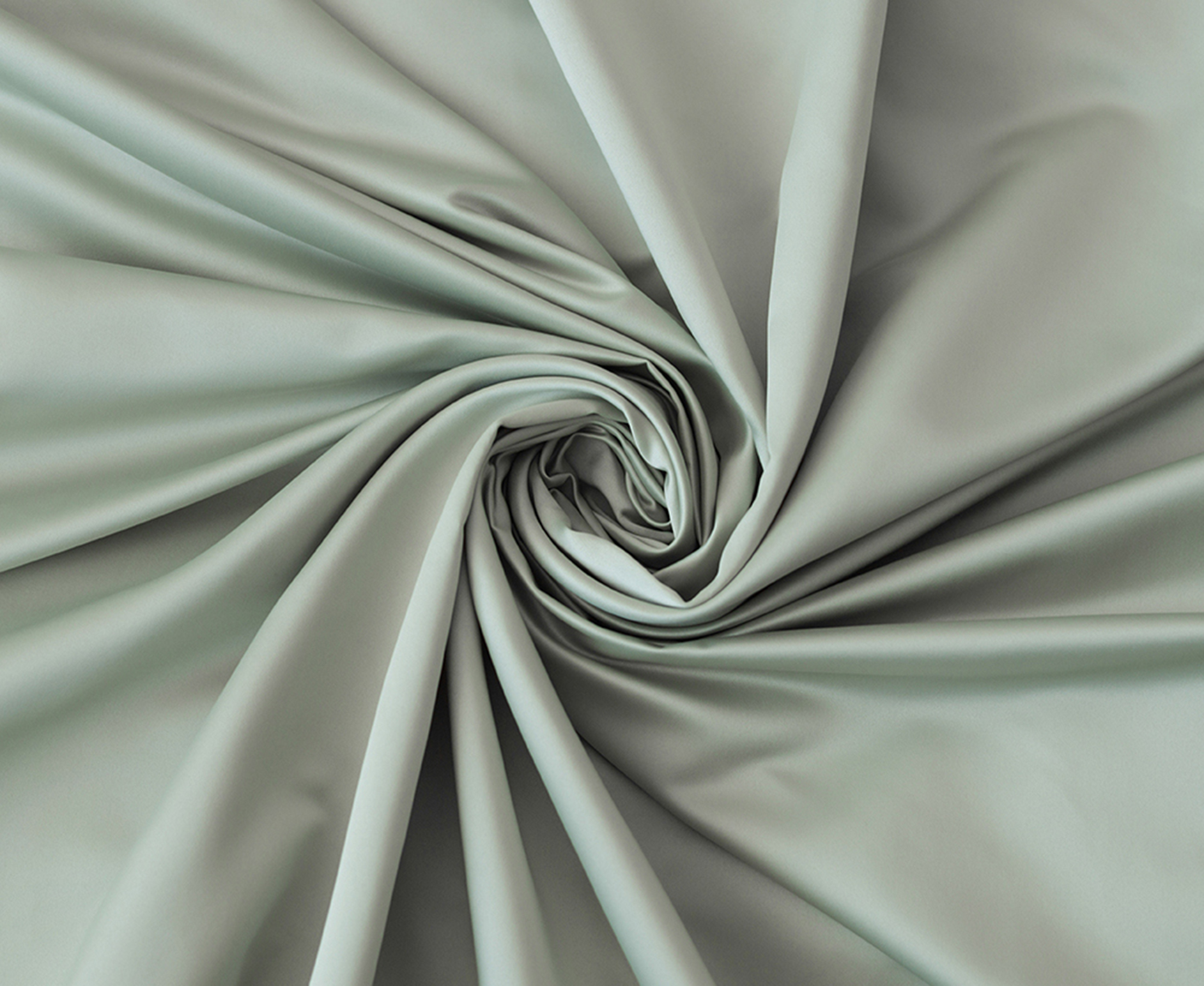 Шторы из атласа