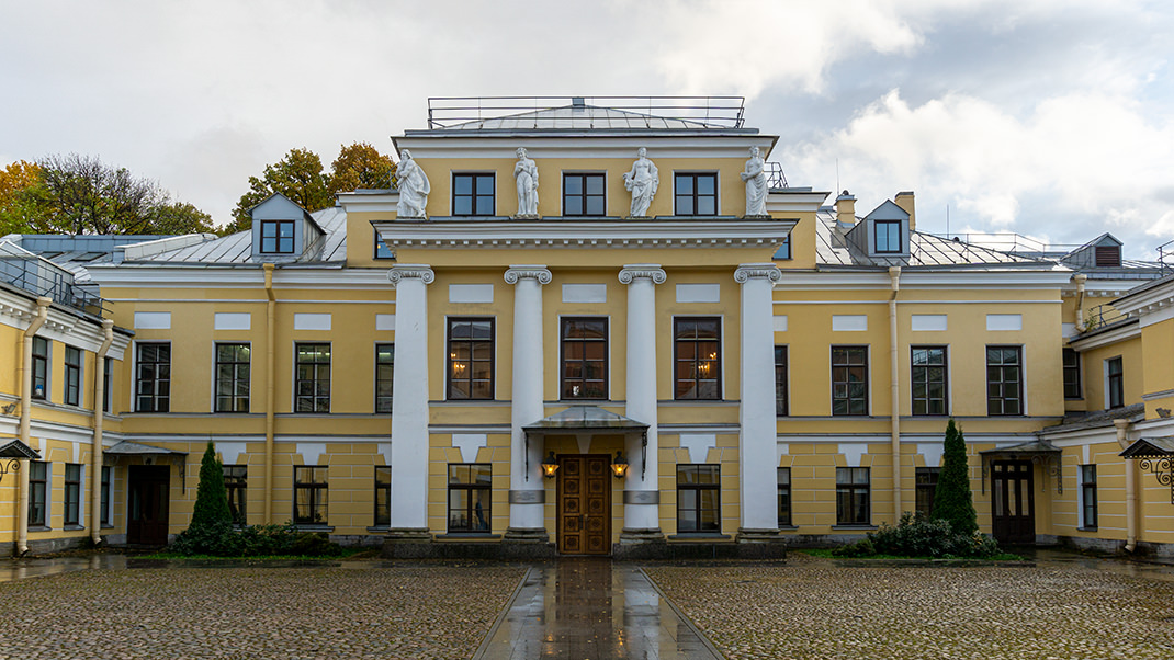 286 — Особняк Бобринских
