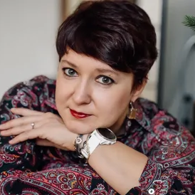 Елена Тихомирова