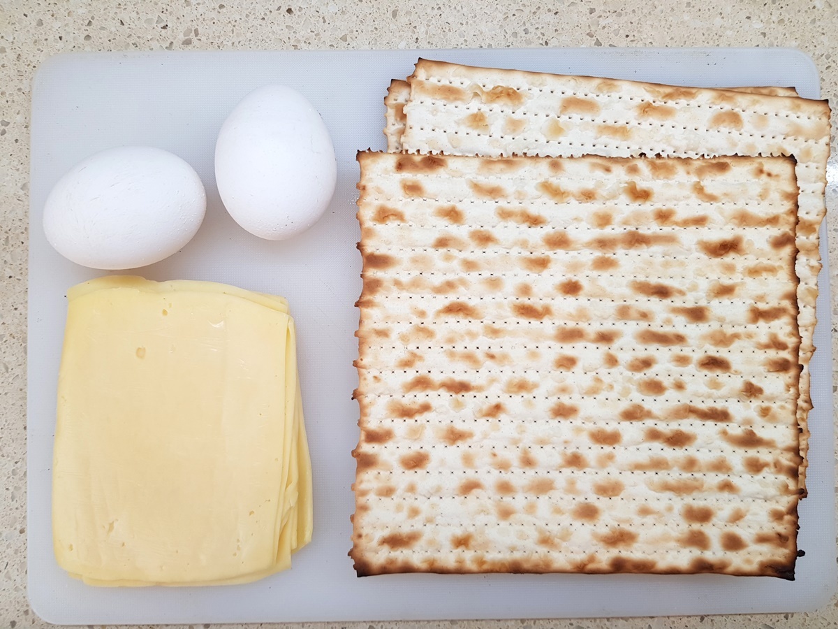 Традиционная еврейская маца — быстрый и простой рецепт