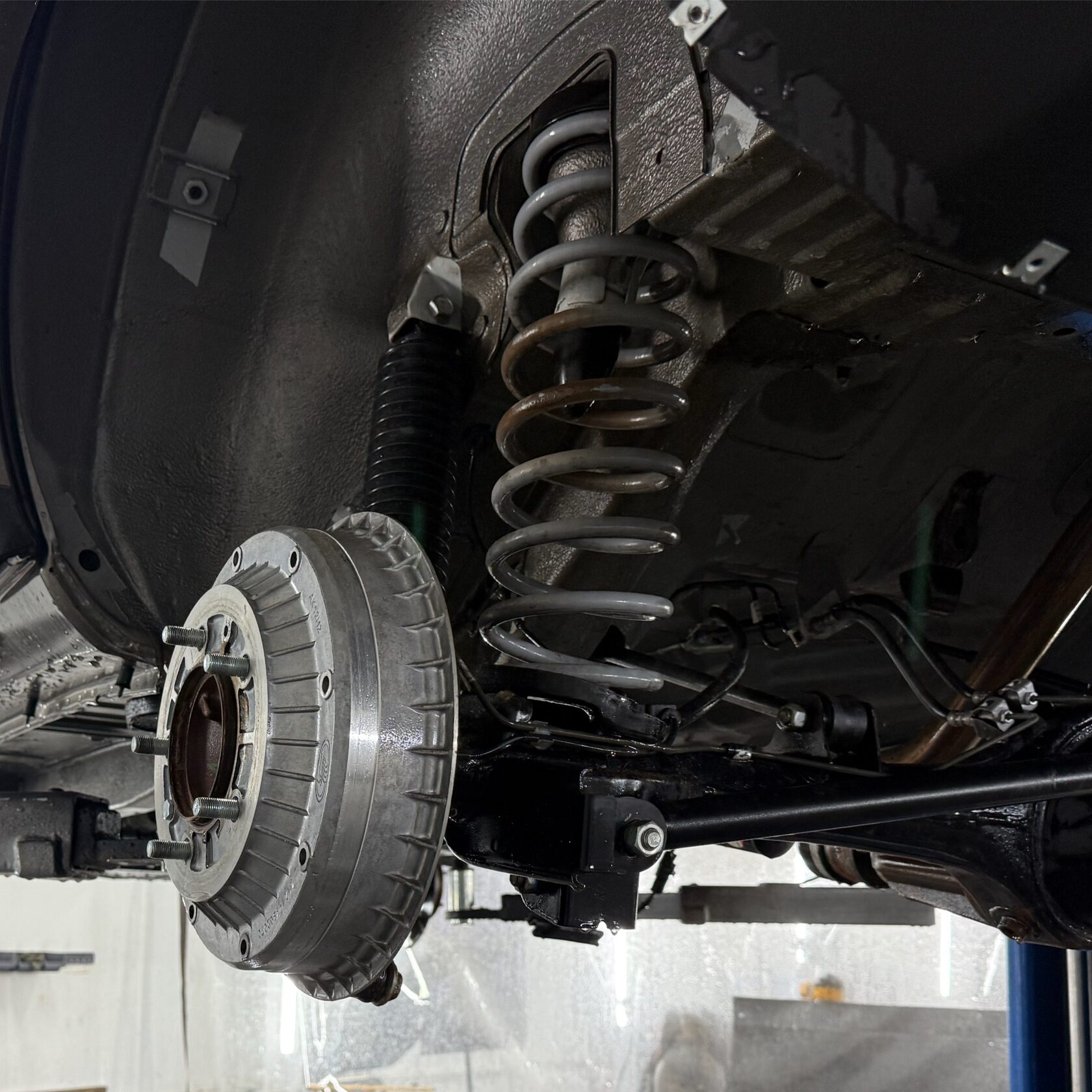 Антикоррозийная обработка автомобиля Шевроле Нива