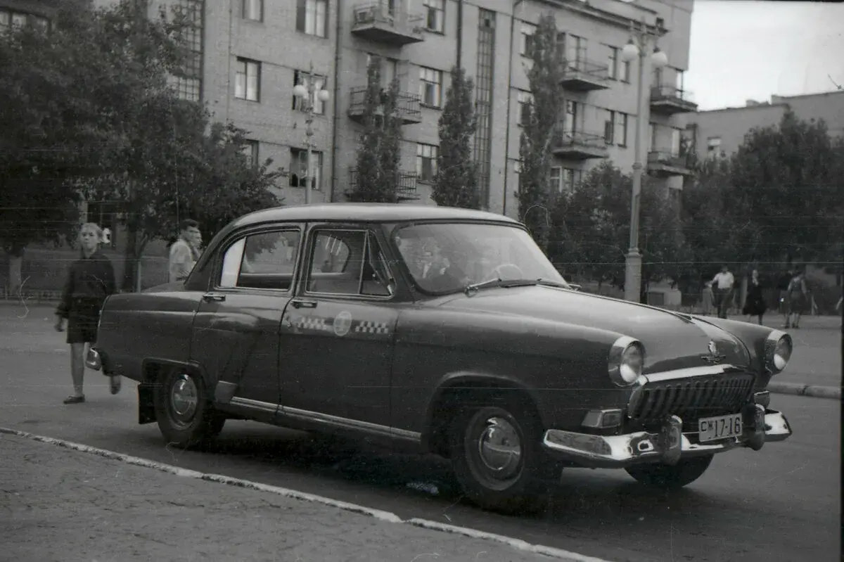 ГАЗ-21