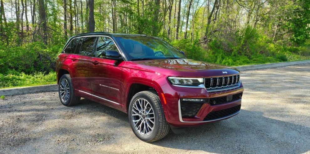 Jeep Grand Cherokee 2026: турбомотор на смену атмосфернику – мощнее и экономичнее