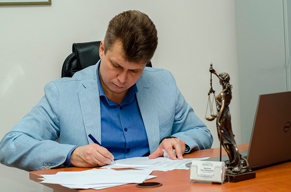 Добровольный выход учредителя