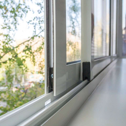 Как выбрать алюминиевое остекление балкона