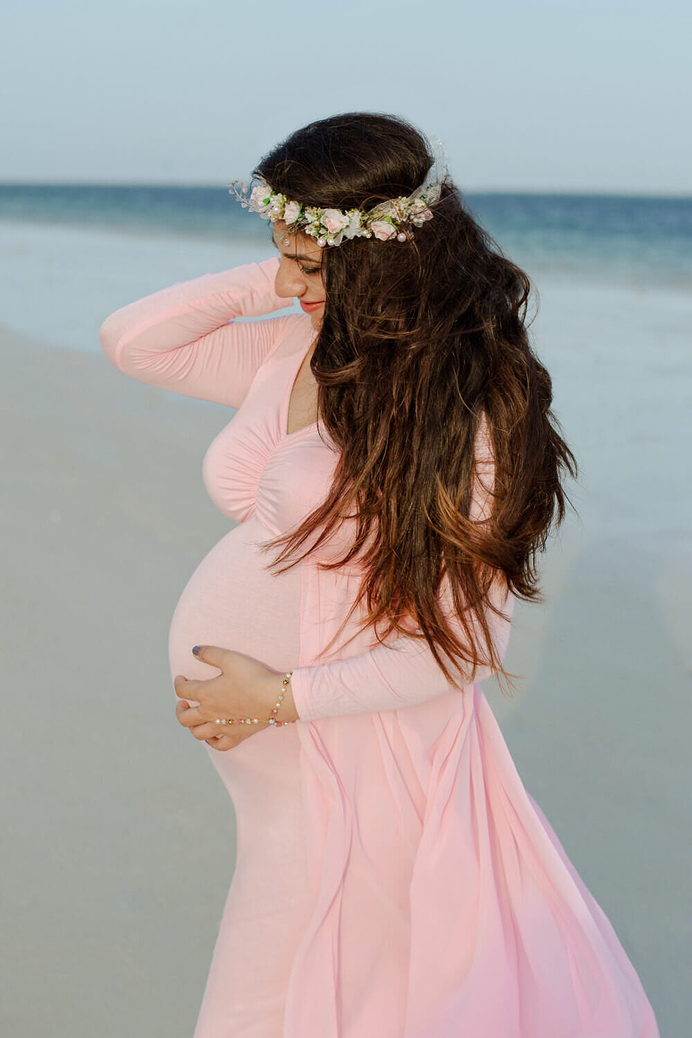 Capturing the Beauty of Motherhood: Maternity Photography on Mombasa's Jumeirah Beach