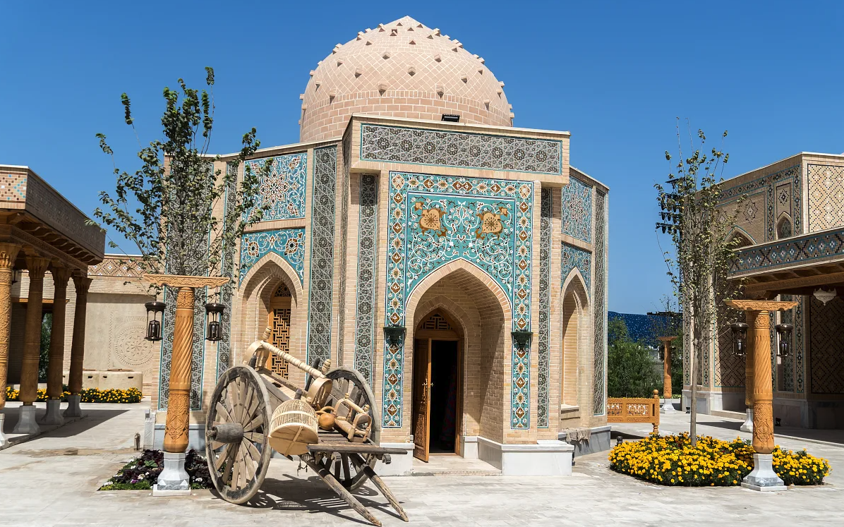 Тур ташкент бухара самарканд. Самарканд Сити. Самарканд Сити Самарканд. Туристический центр Silk Road Samarkand. Абадий шаҳар Самарканд.