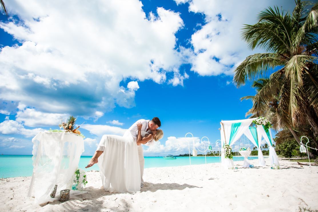 Свадебные прически в доминикане