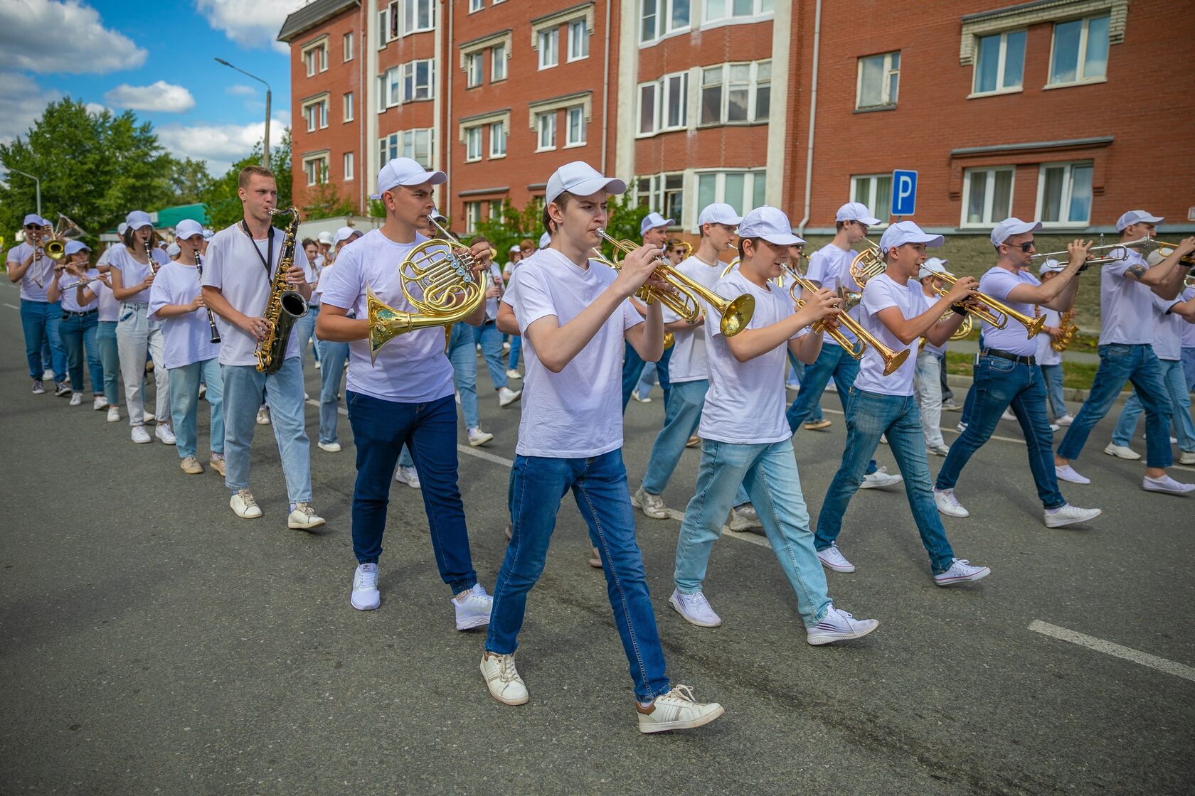 Погода на май 2024 магнитогорск. Население Магнитогорск 2024. Магнитогорск 9 мая 2024 концерт.