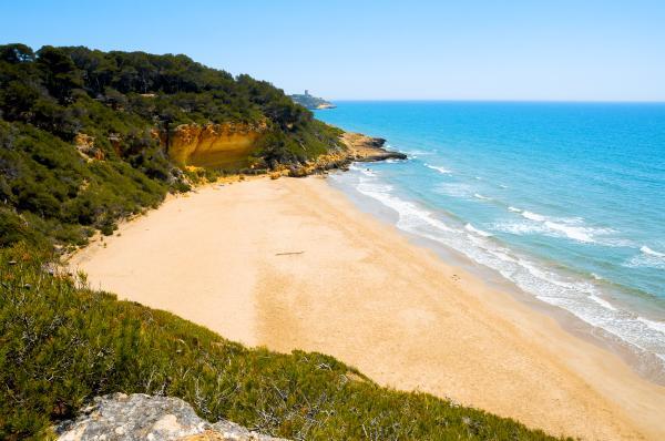 ▷ Cala Fonda o Waikiki, en Tarragona - Playas a Tarragona ciudad con niños  - Escapada con niños