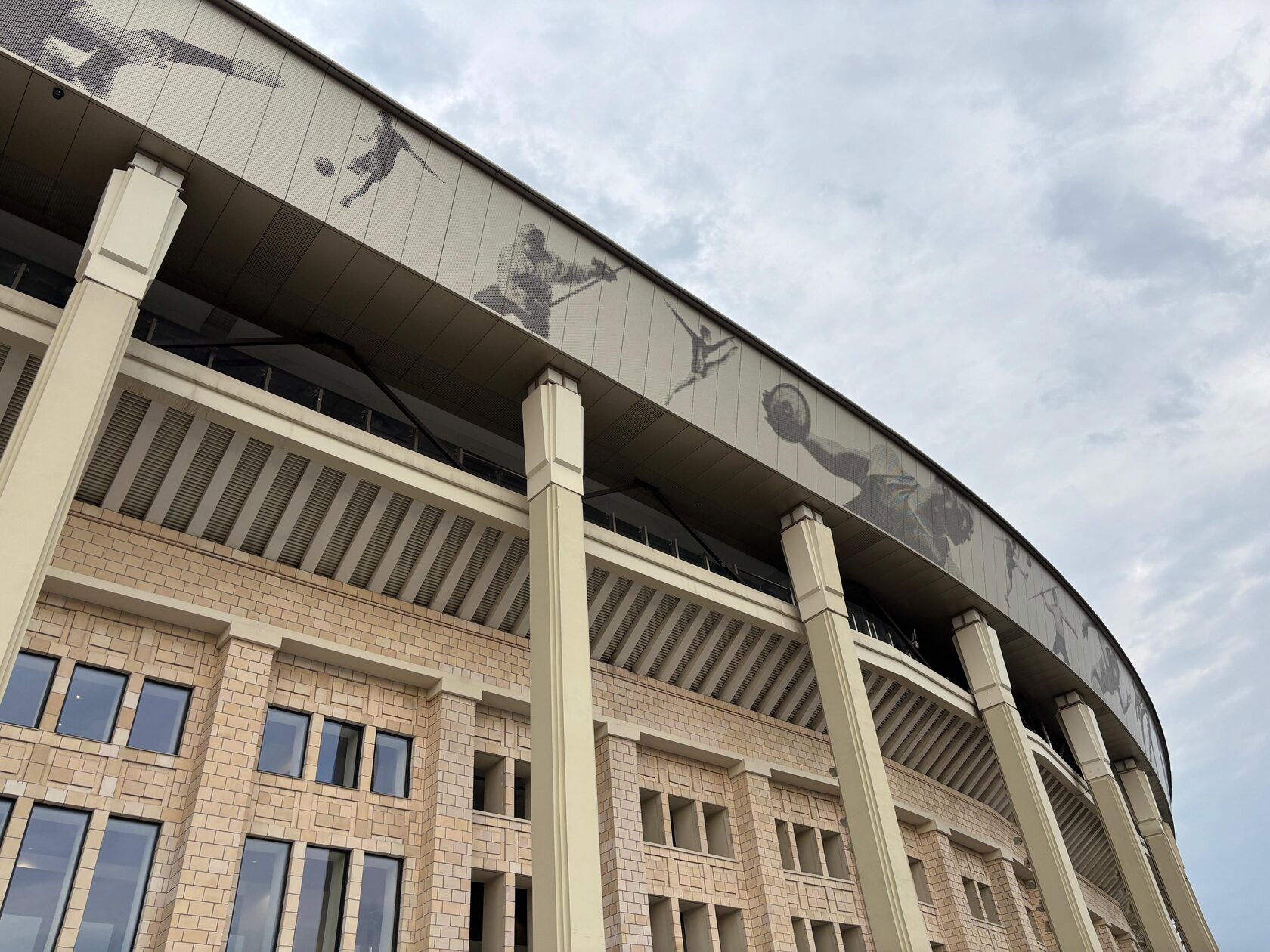 «Лужники» примут финал благотворительной эстафеты