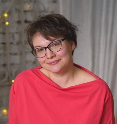 Александра Навроцкая