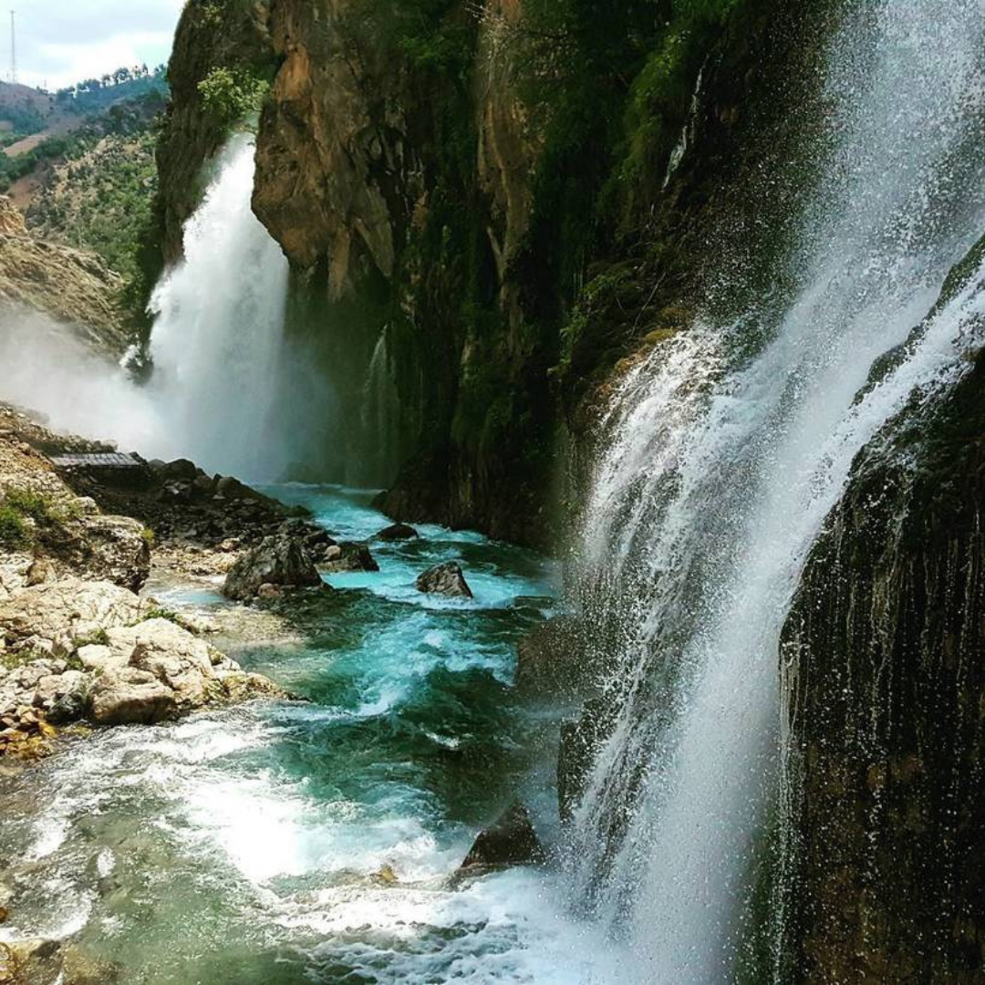 Водопады Капузбаши Турция. Национальный парк Аладаглар Турция. Медовые водопады. Стамбульский водопад. Водопад в турции
