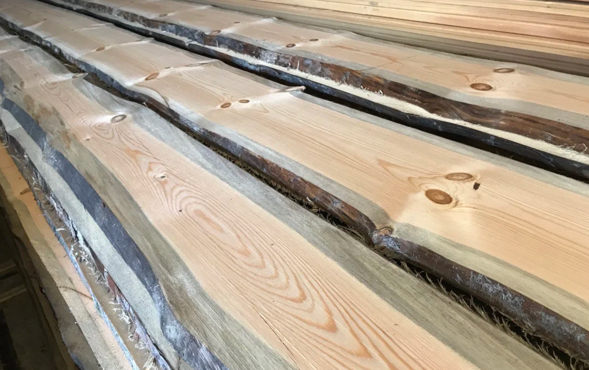 Доска кело из сосны необрезная сухая