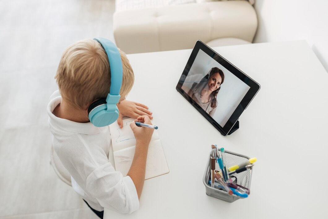 Kak-obyasnit-rebenku-vazhnost-pravilnogo-proiznosheniya