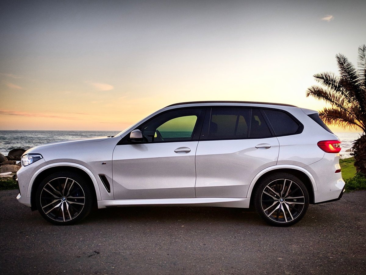 X 4 x 5 45. БМВ x5 m50d. BMW x5 g05 r21. БМВ х5 g05 белый. BMW x5 m50d 2020.