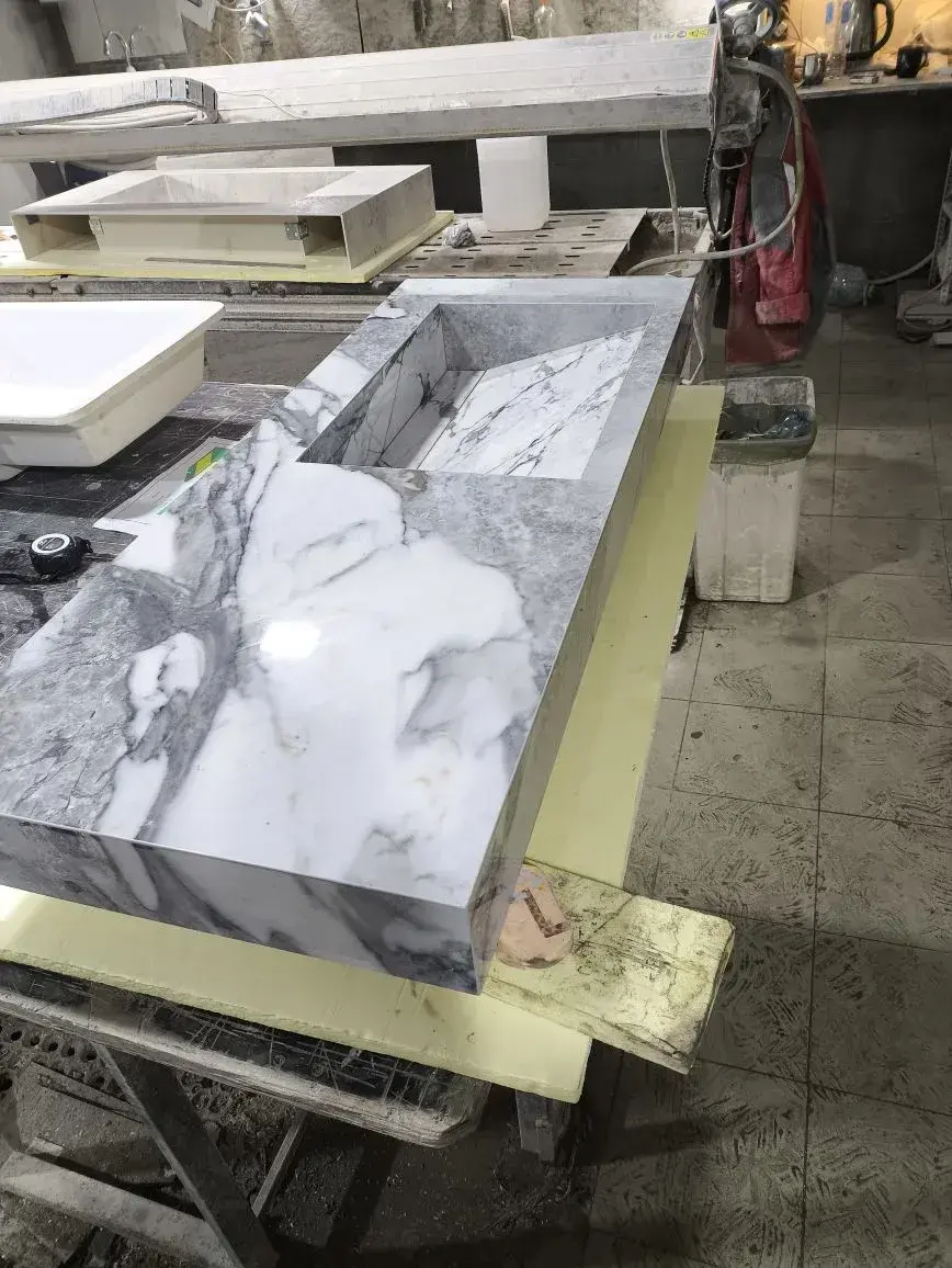 Раковина из керамогранита 1232x501x100