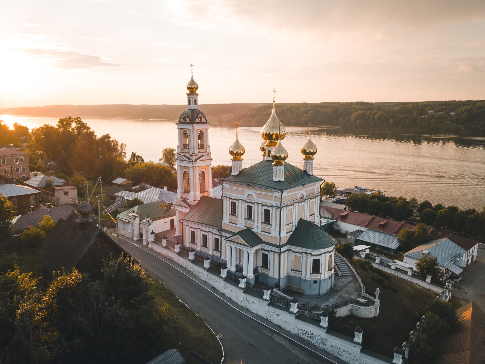 плес храмы и церкви