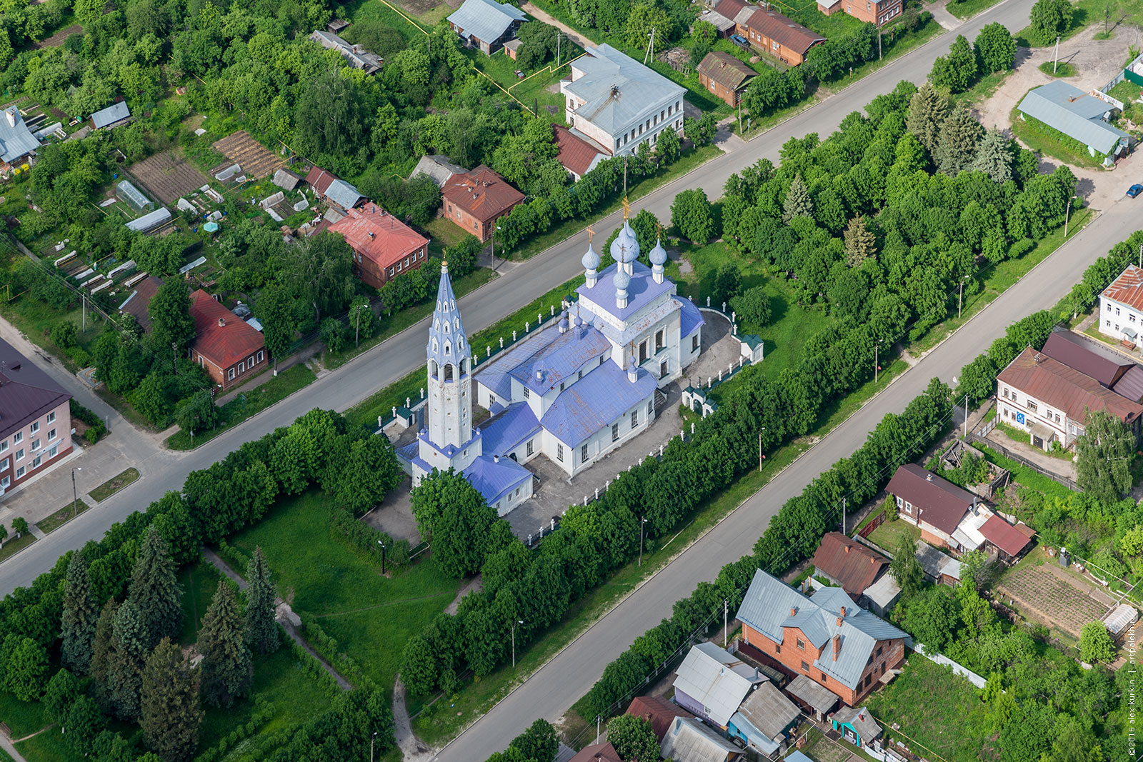 Палех ивановская область. Палех Крестовоздвиженский сквер. Деревня Палех Ивановская область. Палех город в Ивановской.