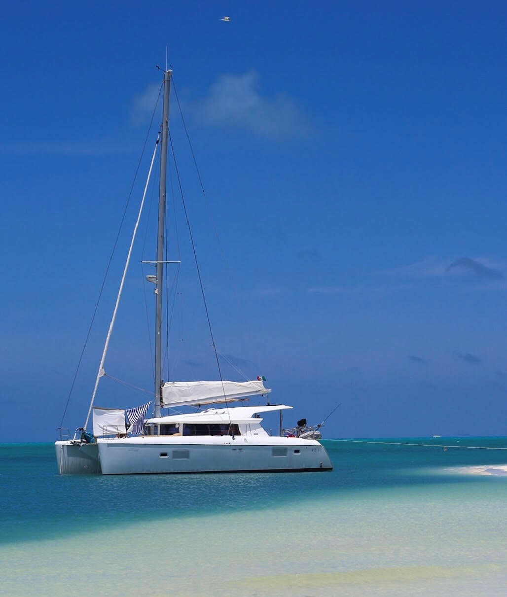 catamaran for rent cancun
