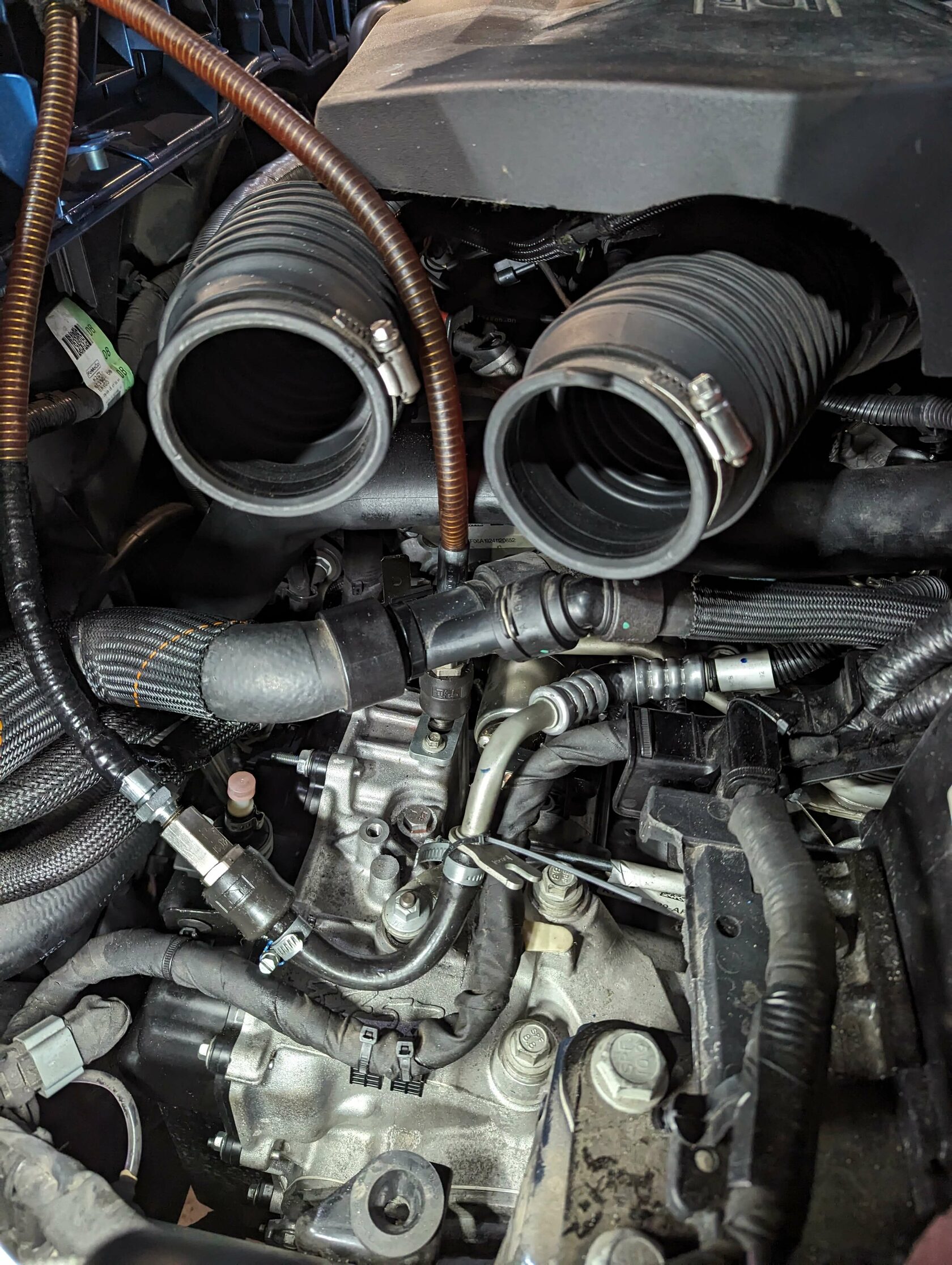 Установка адаптеров для замены масла