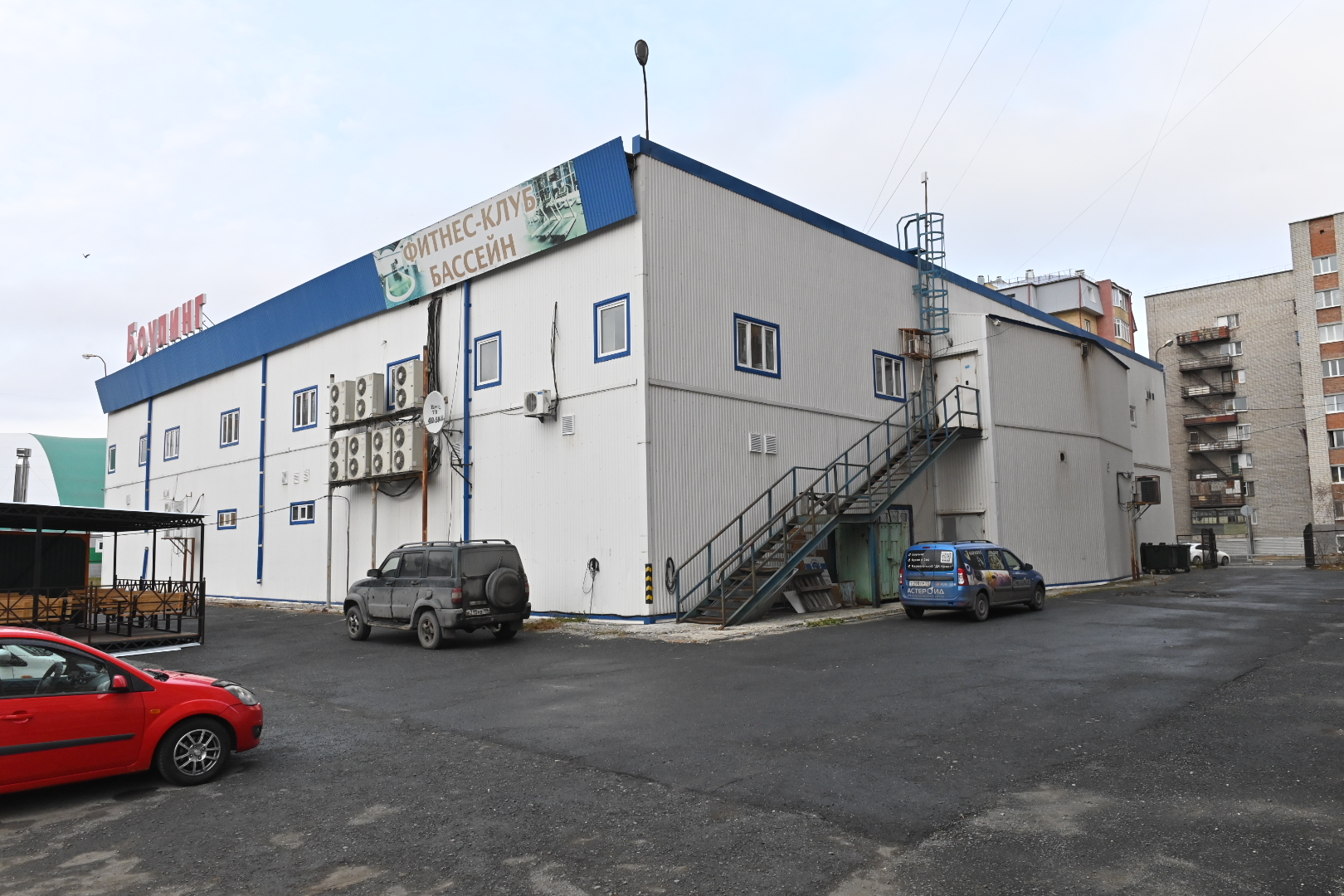 рц астероид тюмень фото. олимпийская 9 1. олимпийская 9/3 тюмень. ул. эдельвейс фитнес клуб.