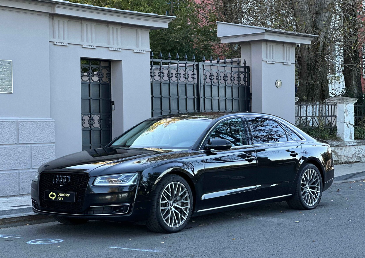 Аренда и прокат  Audi A8 Long в Нижнем Новгороде Демидов Парк автопрокат