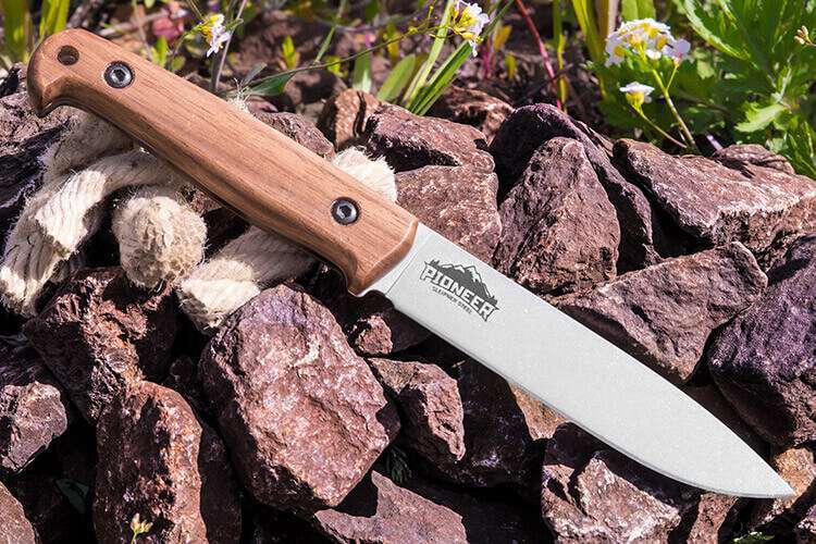 Kizlyar Supreme PIONEER knife model