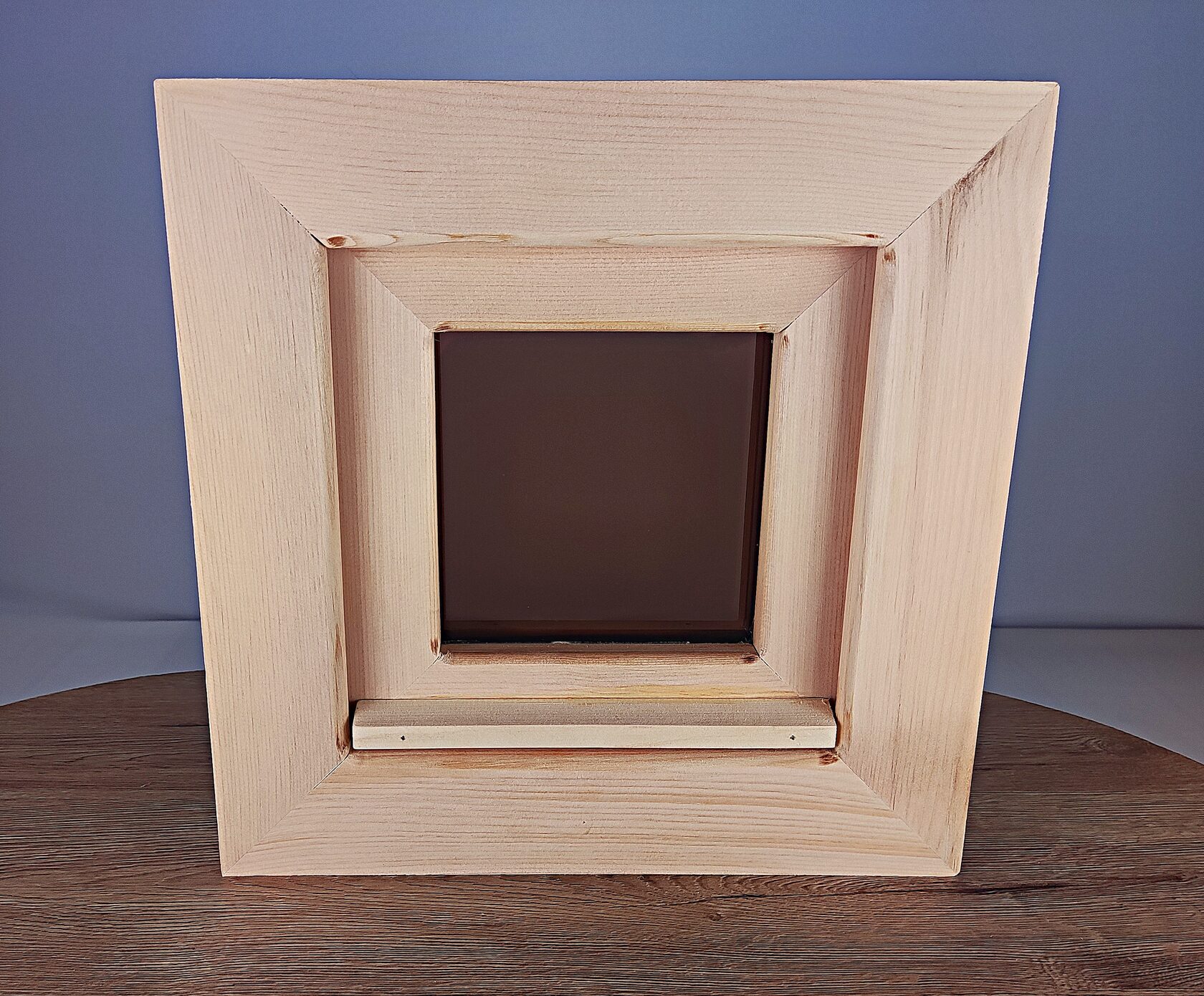 кедровое окно с бронзовым стеклопакетом