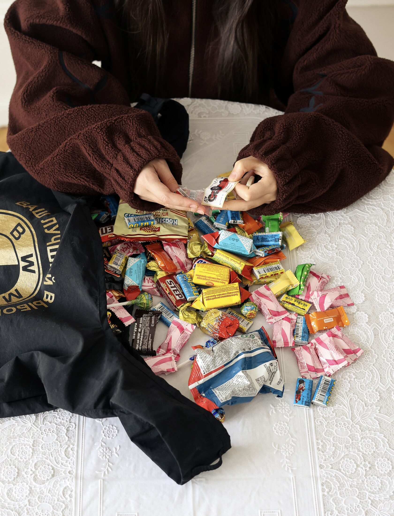 Детали одежды с национальными мотивами в современном прочтении