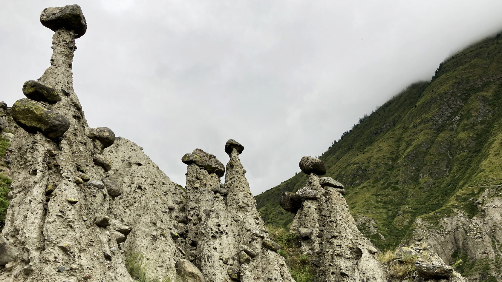 Экскурсия на Каменные грибы