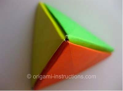 Как сделать пирамиду из бумаги?