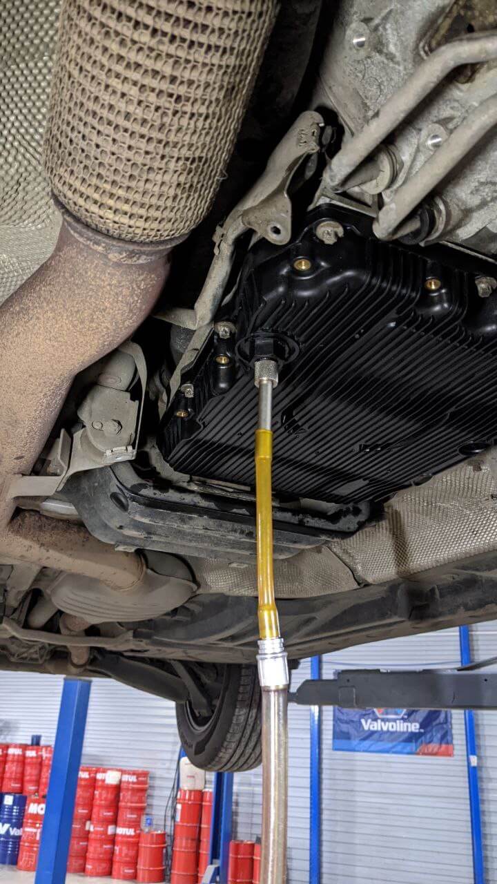 Заправка масла в АКПП 725.0