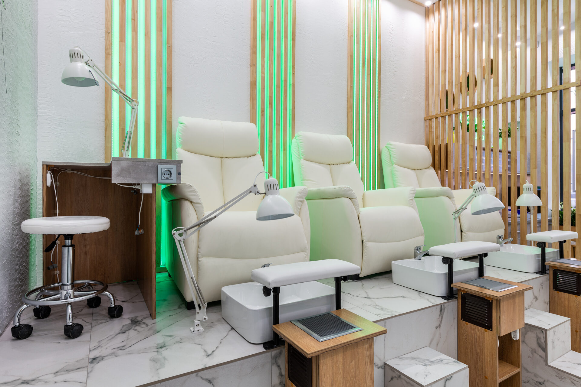 FRESH NAIL BAR - М. Преображенская площадь / г. Москва, ул. Просторная 7