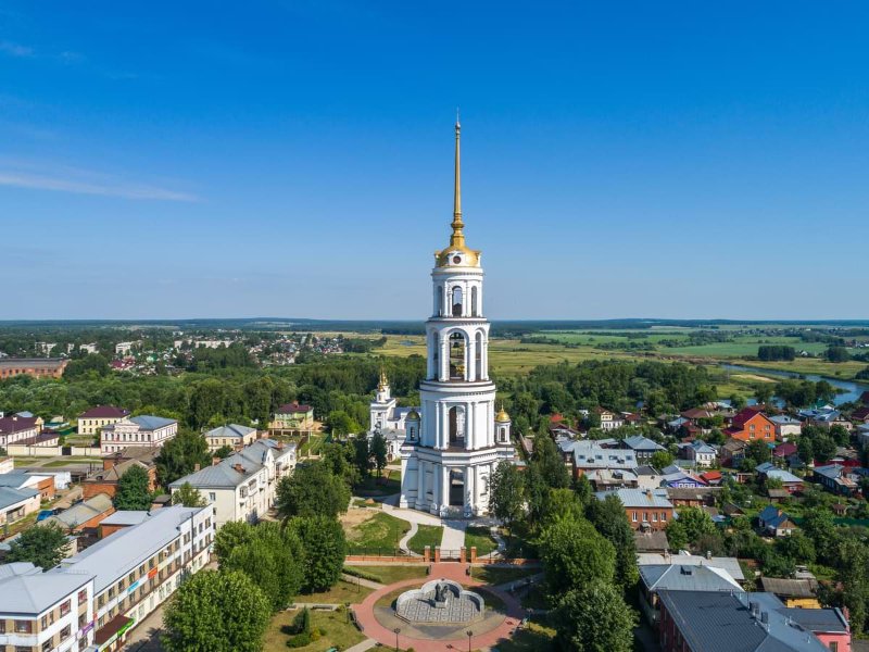Колокольня Воскресенского собора в Шуе, самая высокая отдельно стоящая колокольня в Европе