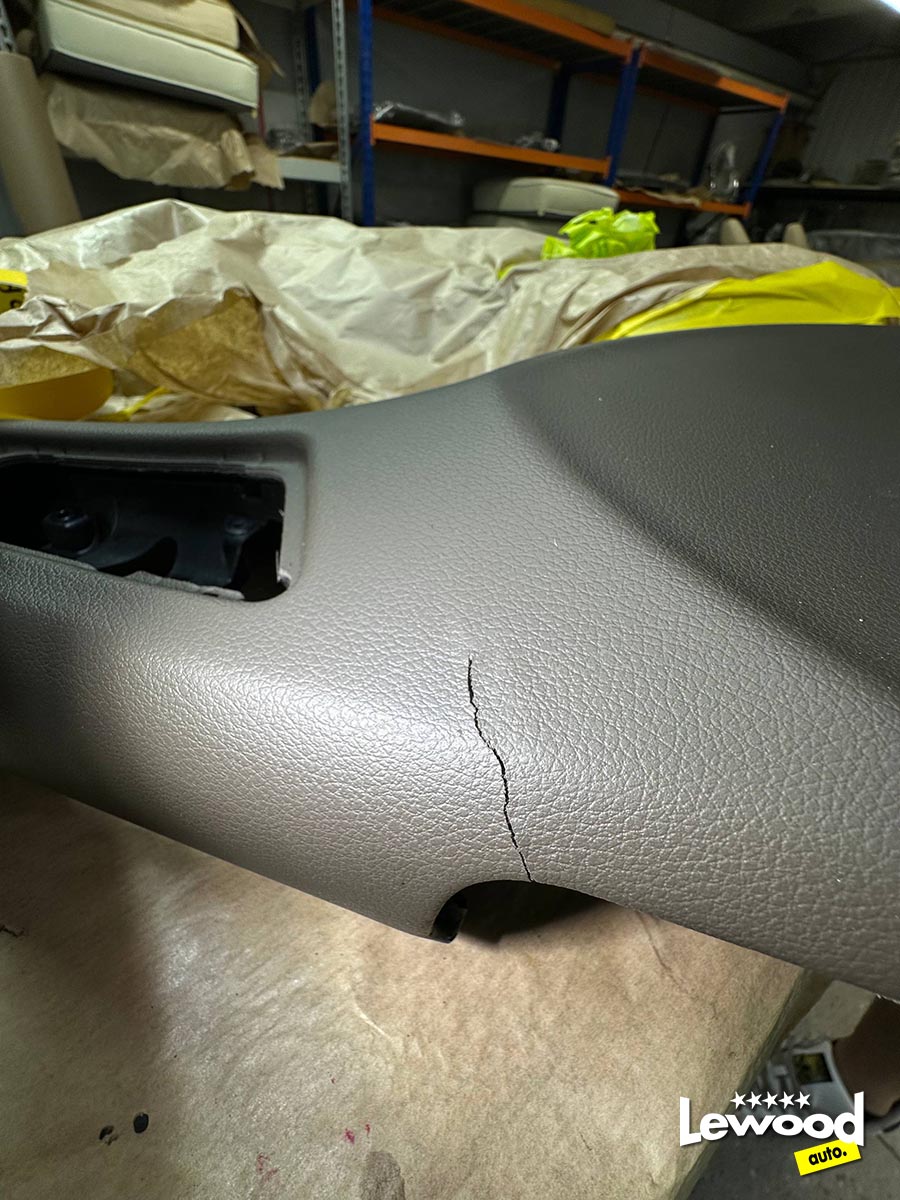 ремонт дверной карты