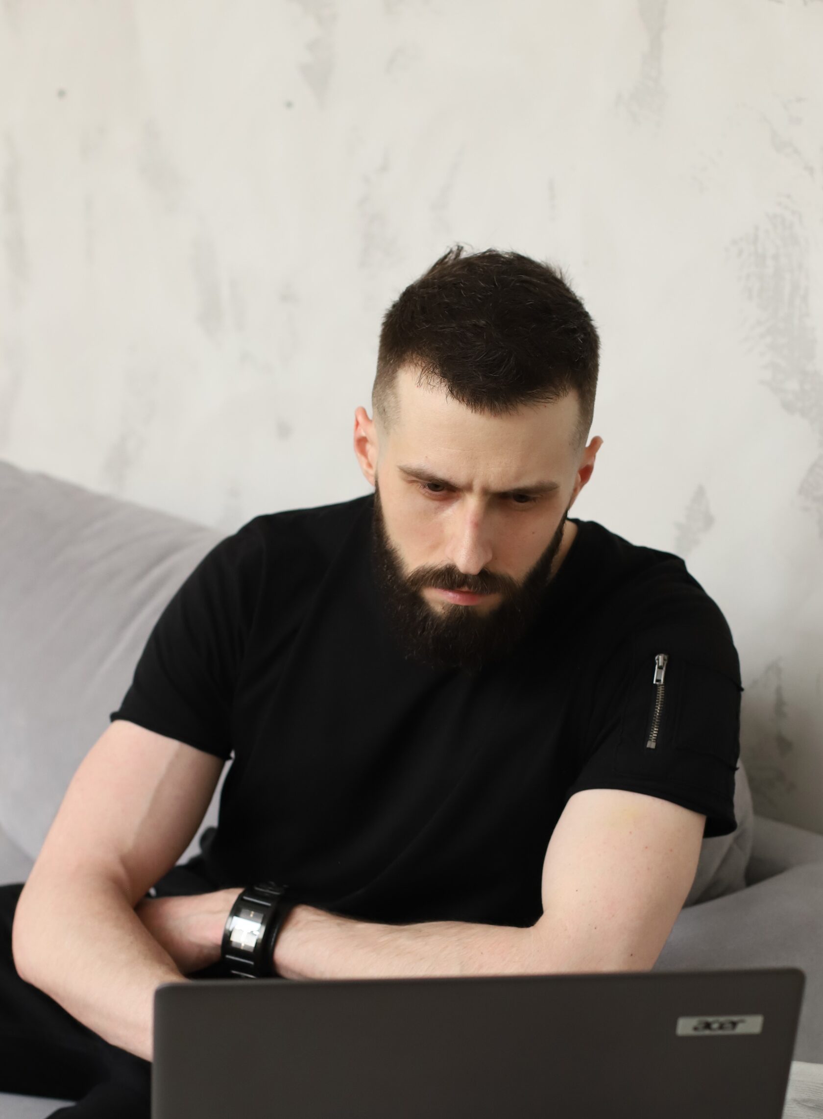 Михаил Малеев за работой