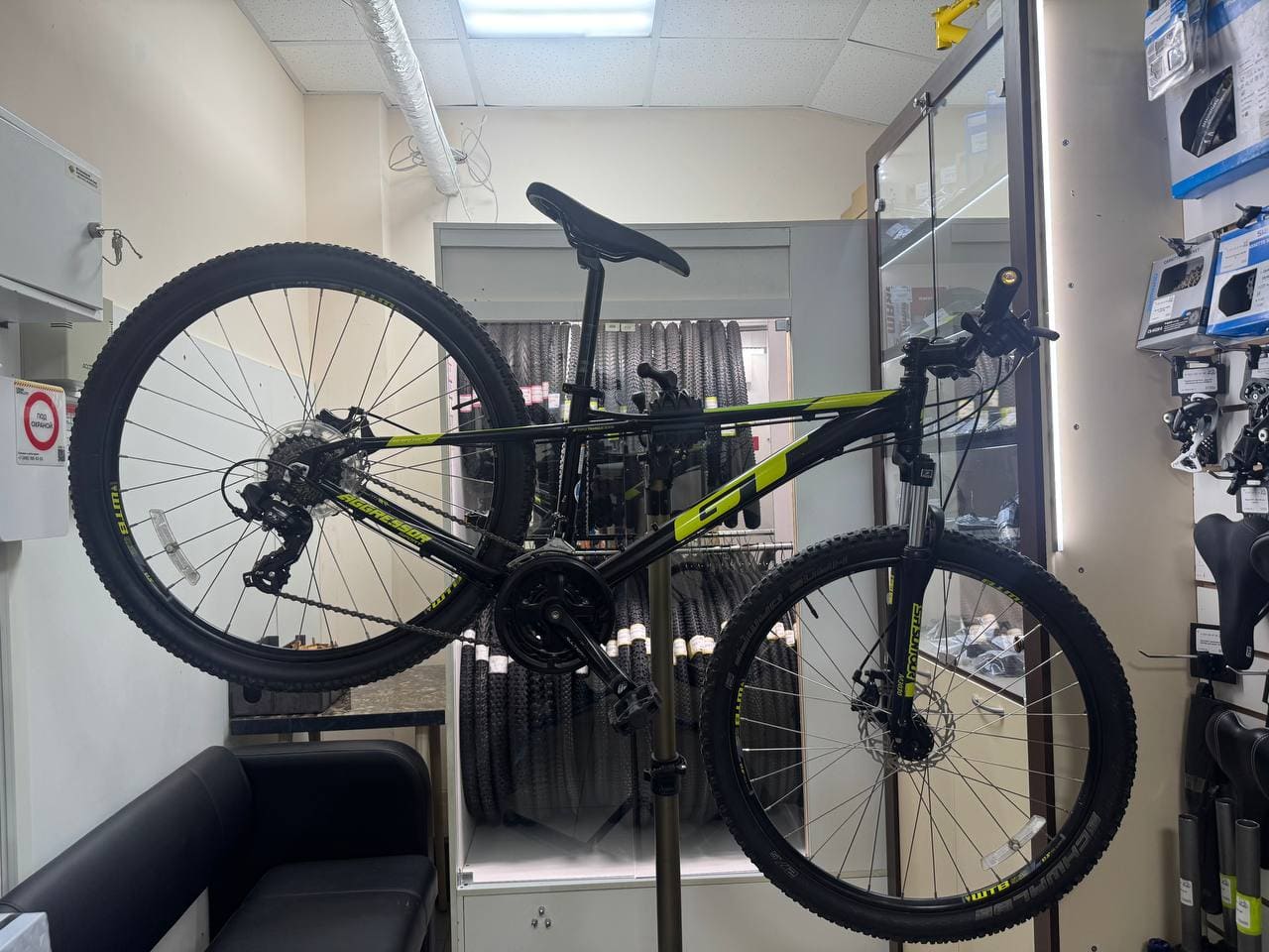 Велосипед GT Agressor 27.5
