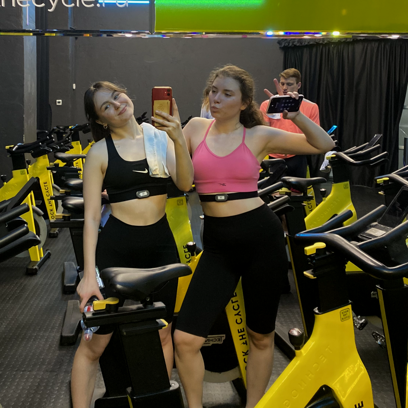 Fitmost казань. Fitmost абонемент. Фитмост. Фитмост москва отзывы. Фитмост москва отзывы.